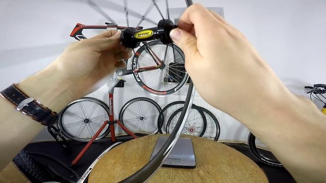 Mavic Cosmic Carbon vs. Focus Aero Road Bike Wheels. Review / Comparison смотреть онлайн