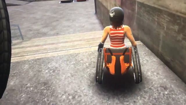 Инвалид катится на коляске под эпичный дабстеп