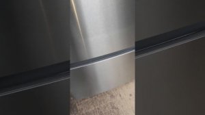 Вмятины холодильников Haier.