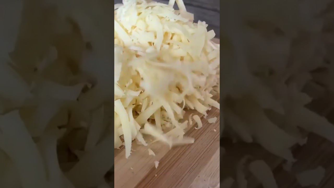 Просто натрите картофель, чтобы приготовить это блюдо #рецепты #рецепт #еда #вкусно #shortsvideo смотреть онлайн