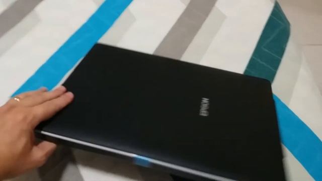 Unboxing Scanner Epson Perfection V19 смотреть онлайн