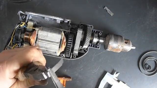 Ремонт дрели SPARKY смотреть онлайн