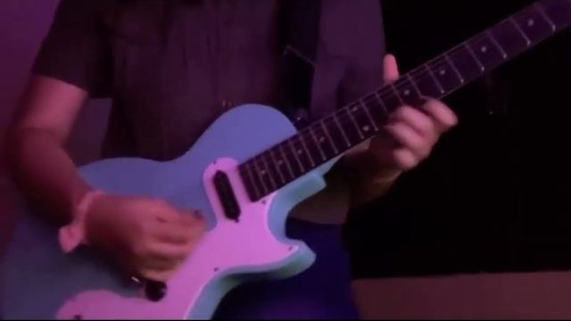 Freaks - Surf Curse - guitar cover by @_.pumpkin.head._ 🎃 смотреть онлайн