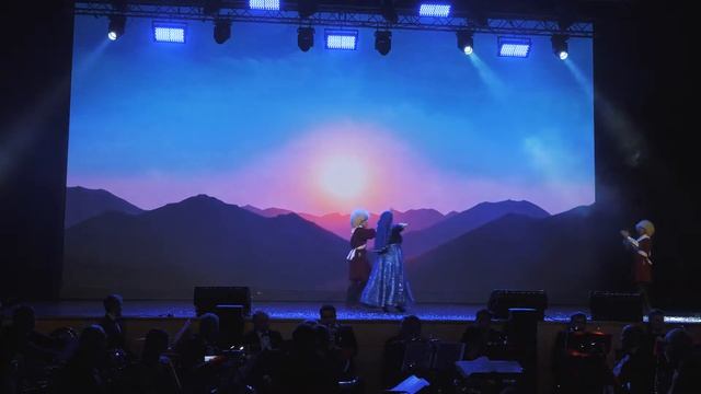 Народный ансамбль танца 《МОЛОДОСТЬ ЛИЗГИНКИ》 смотреть онлайн