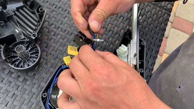 Mac Allister MHTP710 710W 600mm Corded Hedge Trimmer