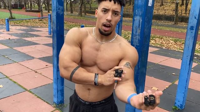 How to Get Bigger Biceps Fast (JUST DO THIS!) | That's Good Money смотреть онлайн
