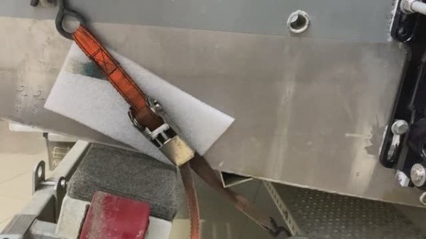 Как крепить катер и лодочный мотор к прицепу