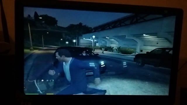 GTA V on Low-End PC Nvidia Geforce 210 Gameplay смотреть онлайн