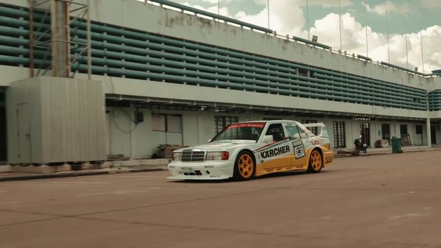 KARCHER AMG Mercedes 190E EVO II DTM Replica : Go&Flow смотреть онлайн