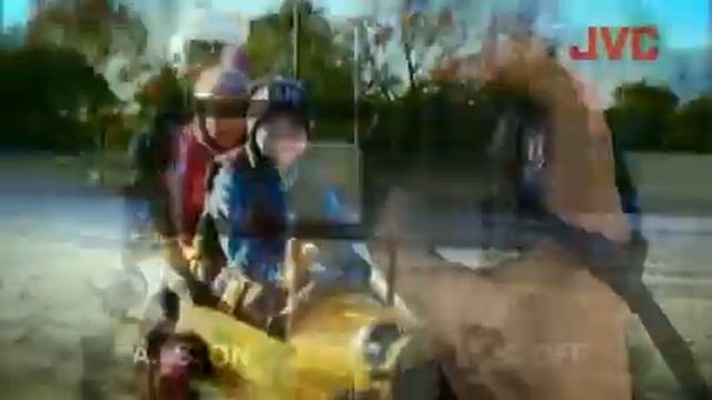 JVC-GZ-HM445-Camcorder смотреть онлайн