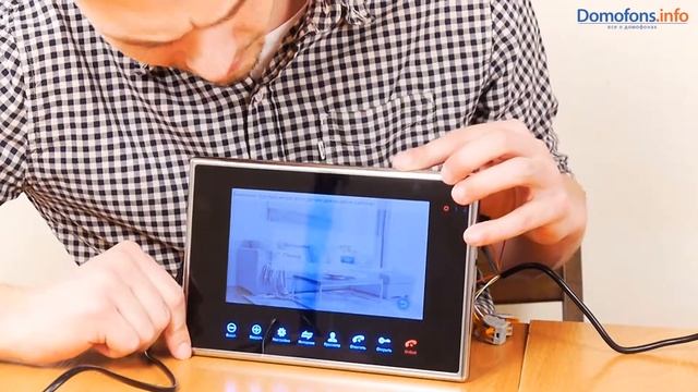 Подготовка к работе и основные настройки видеодомофона HDcom B-714AHD