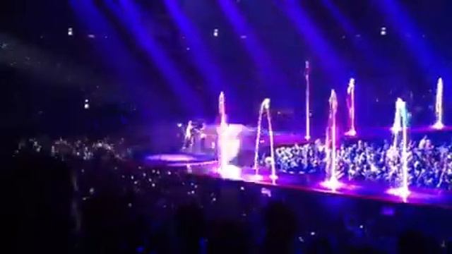KYLIE-Sydney Entertainment Centre смотреть онлайн