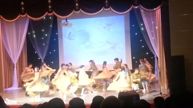 Татарский танец под песню "Умырзая" смотреть онлайн
