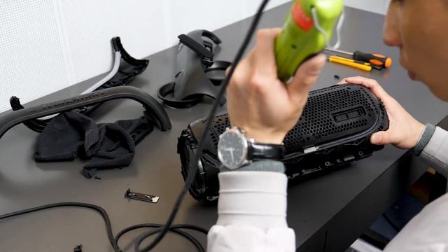 What's Inside the Tronsmart Bang? смотреть онлайн