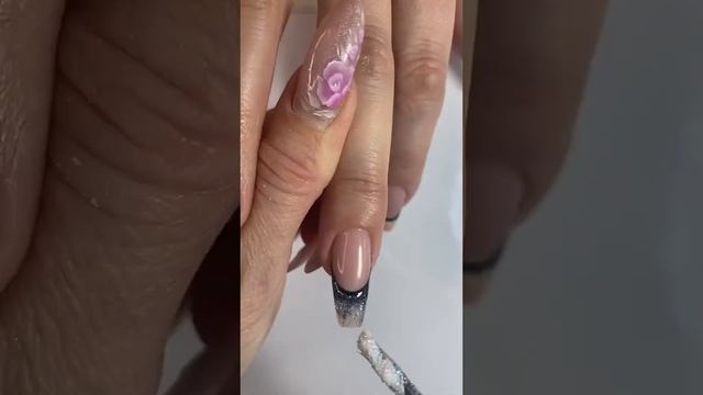 Френчик #дизайнногтей #shorts смотреть онлайн