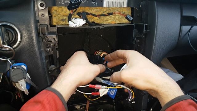 Radio Removal & Replacement - Mercedes C200 w203 смотреть онлайн