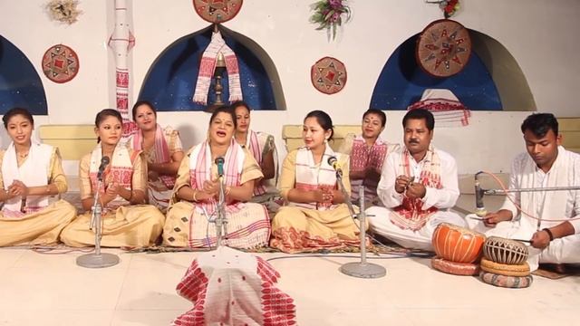 মধুময় হৰিনাম দিলা গুৰু শংকৰ হে #MadhumoiHorinam অমিয়া নেওগ কলিতা // 7002440637 // Amiya Neog Kalita смотреть онлайн