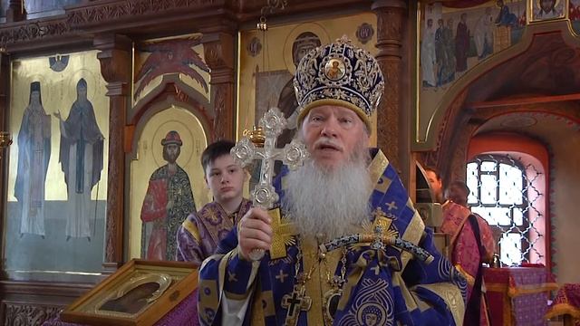 Росгвардия на праздничном богослужении в Одигитриевском соборе Улан Удэнской и Бурятской епархии смотреть онлайн