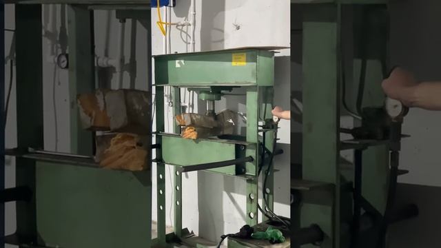 Пресс 60 тонн смотреть онлайн