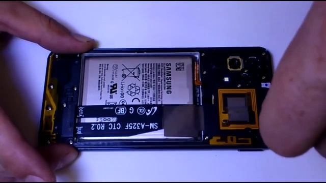 Samsung A32 a325f (2021) Разборка. Как снять крышку. Disassembly Teardown смотреть онлайн
