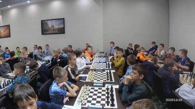 Шахматы Чемпионат СЗФО 2019 1-тур Ю-13 смотреть онлайн
