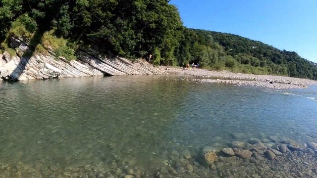 Река Псезуапсе или море? Где отдыхать в Лазаревском? Сочи. смотреть онлайн