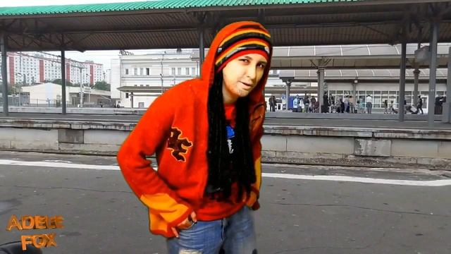СУПЕР БАБКА. вот как не надо продавать пирожки смотреть онлайн