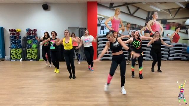 Head Shoulders Knees & Toes - ZUMBA® Fitness - choreo by Maria - warm up смотреть онлайн