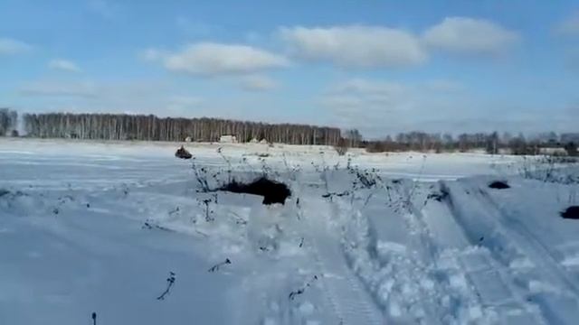 ПРЫЖОК НА СНЕГОХОДЕ смотреть онлайн