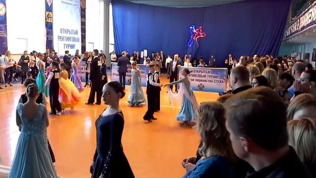 Попова Вероника и Гершанов Данила МЕДЛЕННЫЙ ВАЛЬС И ТАНГО смотреть онлайн