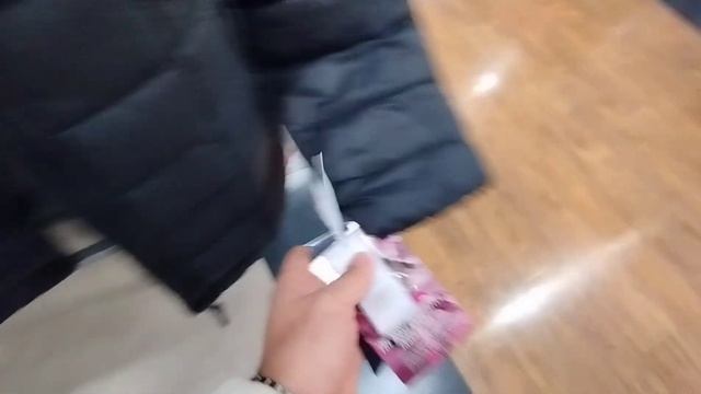 ПОКУПАЮ ЗИМНЮЮ ОДЕЖДУ В КАНАДЕ смотреть онлайн