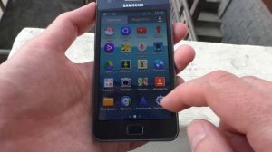 Samsung Galaxy S II Plus incoming call