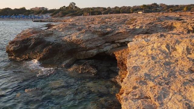 В окрестностях Landa Beach, Айя-Напа смотреть онлайн