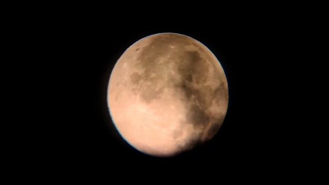 The First Full Moon of 2021 | F70060 Refractor Telescope смотреть онлайн