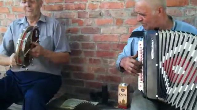 гармонь Байдак Іван бубон Герко Анатолій . Кременчук смотреть онлайн