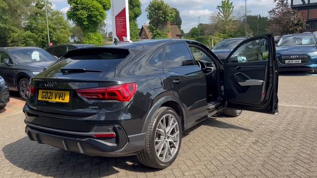 Audi Q3 Sportback Vorsprung 45 TFSI quattro 245 PS S tronic смотреть онлайн