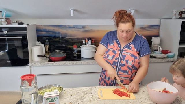 Влог592 Всей семьёй готовим фирменные котлеты и баклажаны/кабачки/многодетная семья из Калининграда смотреть онлайн