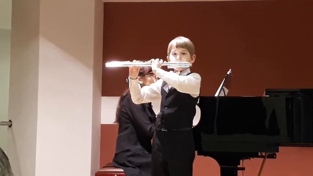 Антон Парамонов  