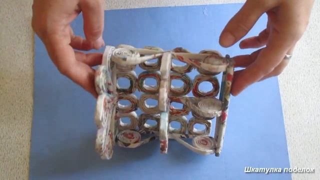 Салфетница и набор соль,перец своими руками.Поделки из газетных трубочек и пластиковых бутылок. смотреть онлайн