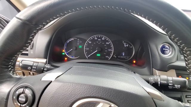 2015 Lexus CT 200h смотреть онлайн