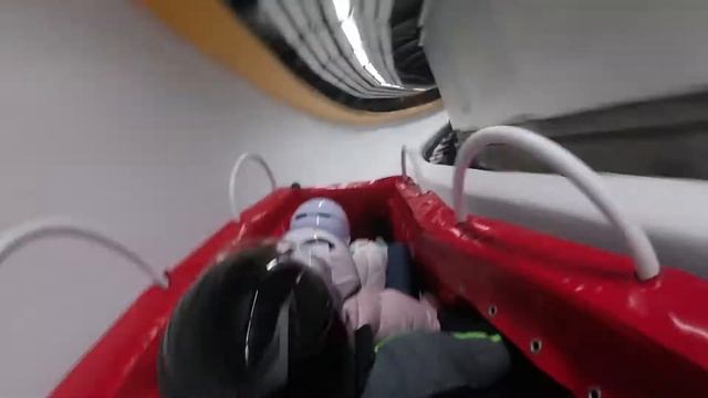 Спуск на Вучке по бобслейной трассе Сочи в Санки-Клуб смотреть онлайн