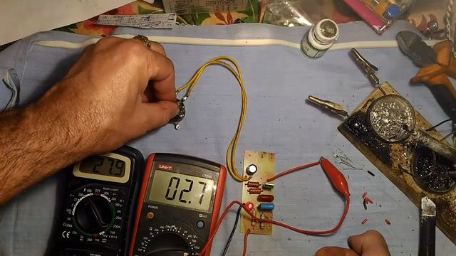 Для начинающих ОЧЕНЬ МОЩНЫЙ БП из транзисторов 1Т806А. смотреть онлайн