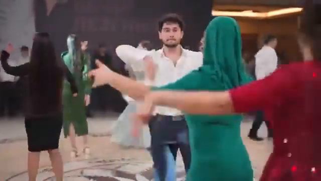 Патимат Кагирова на юбилейном вечере лезгинки Ахмеда Марсеновича. 30.10.2022 #like #video #коммен смотреть онлайн