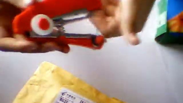 моя сестра снимает видео заказ Aliexpress смотреть онлайн