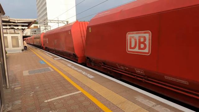 British Rail Class 66 DB (EMD Class 66 ) смотреть онлайн