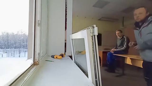 Подробная инструкция по замене поворотно-откидной фурнитуры Sigenia своими руками. Меняем фурнитуру смотреть онлайн