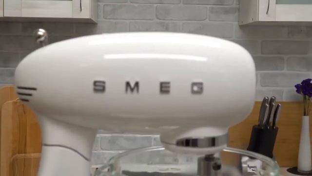 Миксер Smeg SMF13