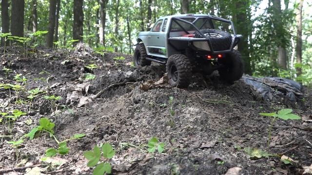 ТРОФИ-РЕЙД НА 5 ВНЕДОРОЖНИКАХ смотреть онлайн