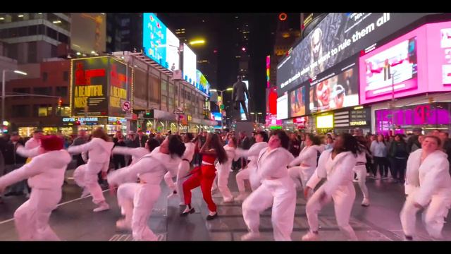 [DANCE IN PUBLIC NYC] Rihanna’s SuperBowl Halftime Show 2023 Dance Cover by Not Shy Dance Crew смотреть онлайн