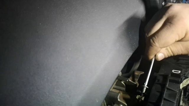 renault scenic II wymiana uszkodzonej taśmy airbag смотреть онлайн